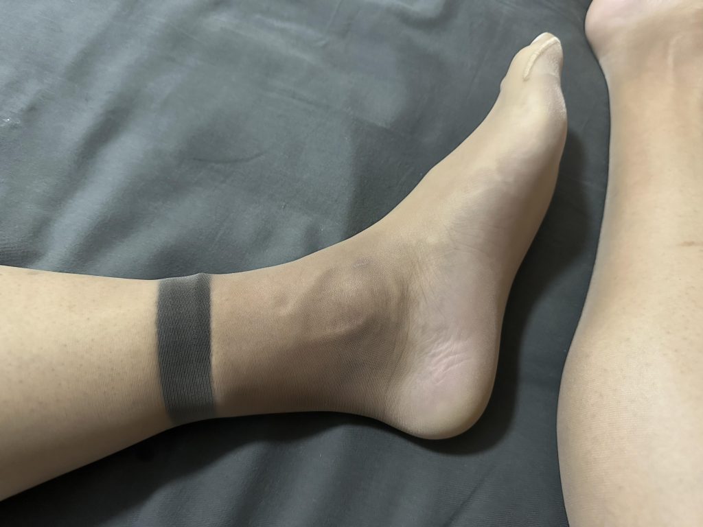 捆绑也是一种美学，绑的好看自己看着也舒服