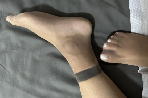 捆绑也是一种美学，绑的好看自己看着也舒服