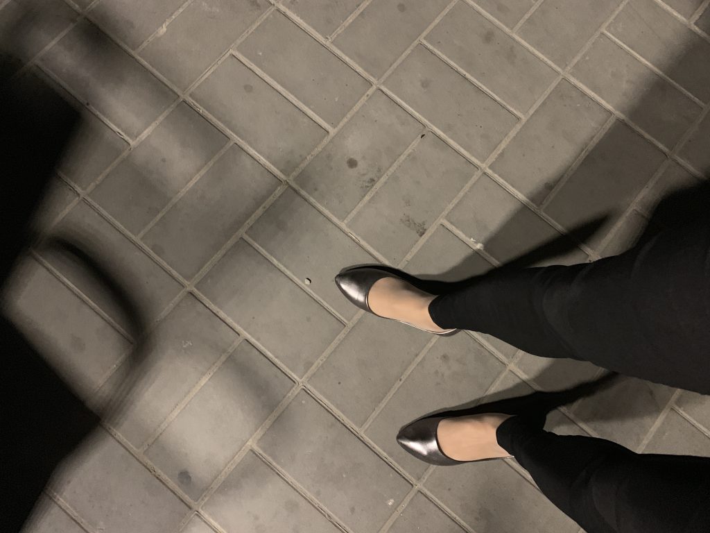 紧身裤加皮筋捆绑