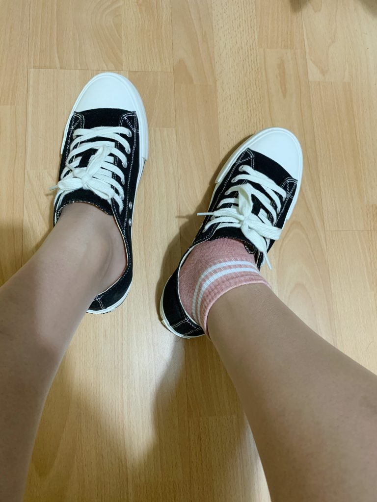 帆布鞋捆绑