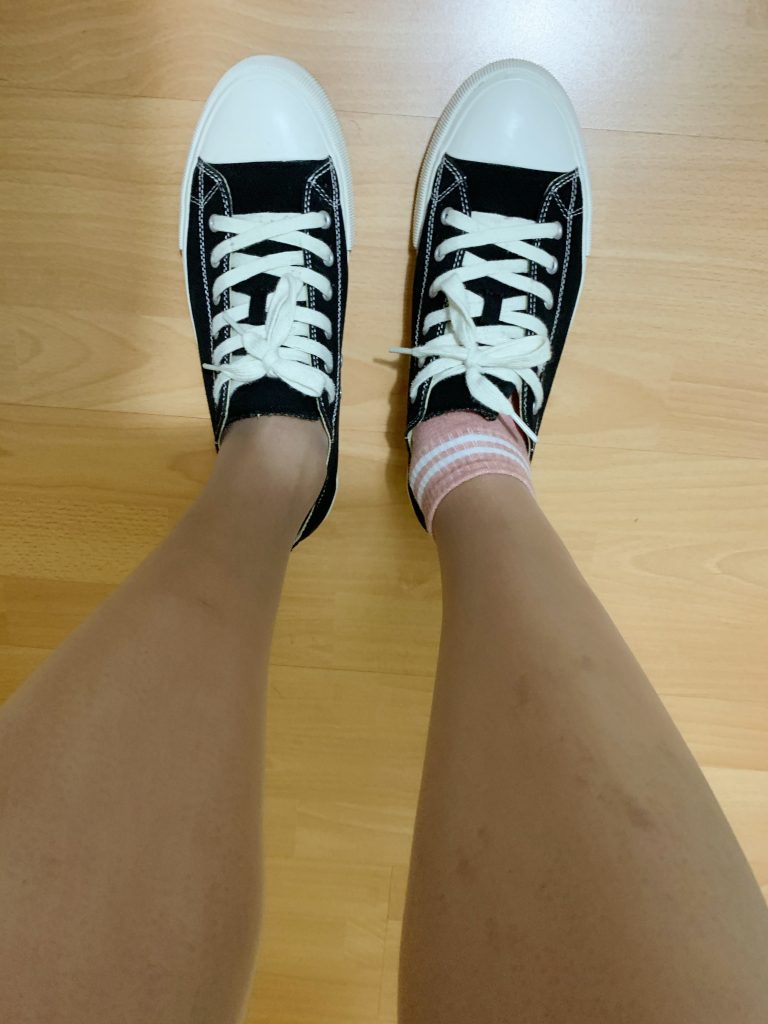 帆布鞋捆绑
