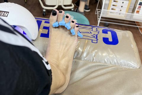 做美甲附带很多丝袜图